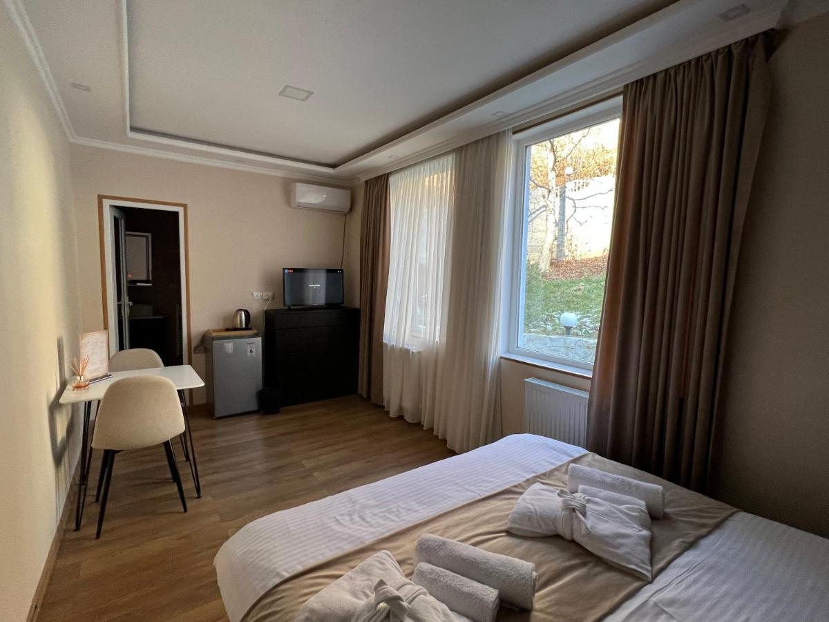 Serenity Likani Villa Hotel Borjomi Εξωτερικό φωτογραφία